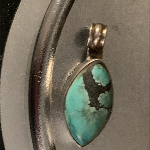 Navajo Chunky Turquoise Pendant - Picture 6 of 7